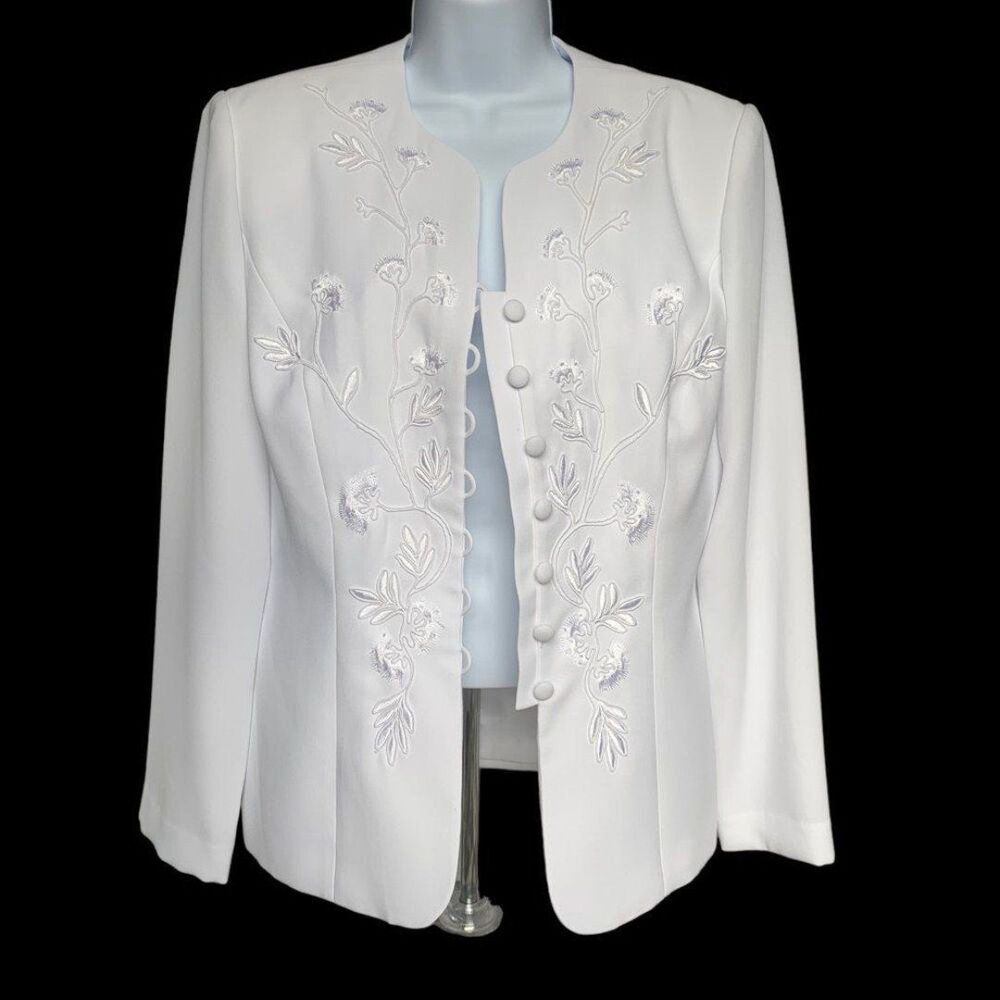Studio I White Blazer with Embroidered Details, Covered Buttons Size 10